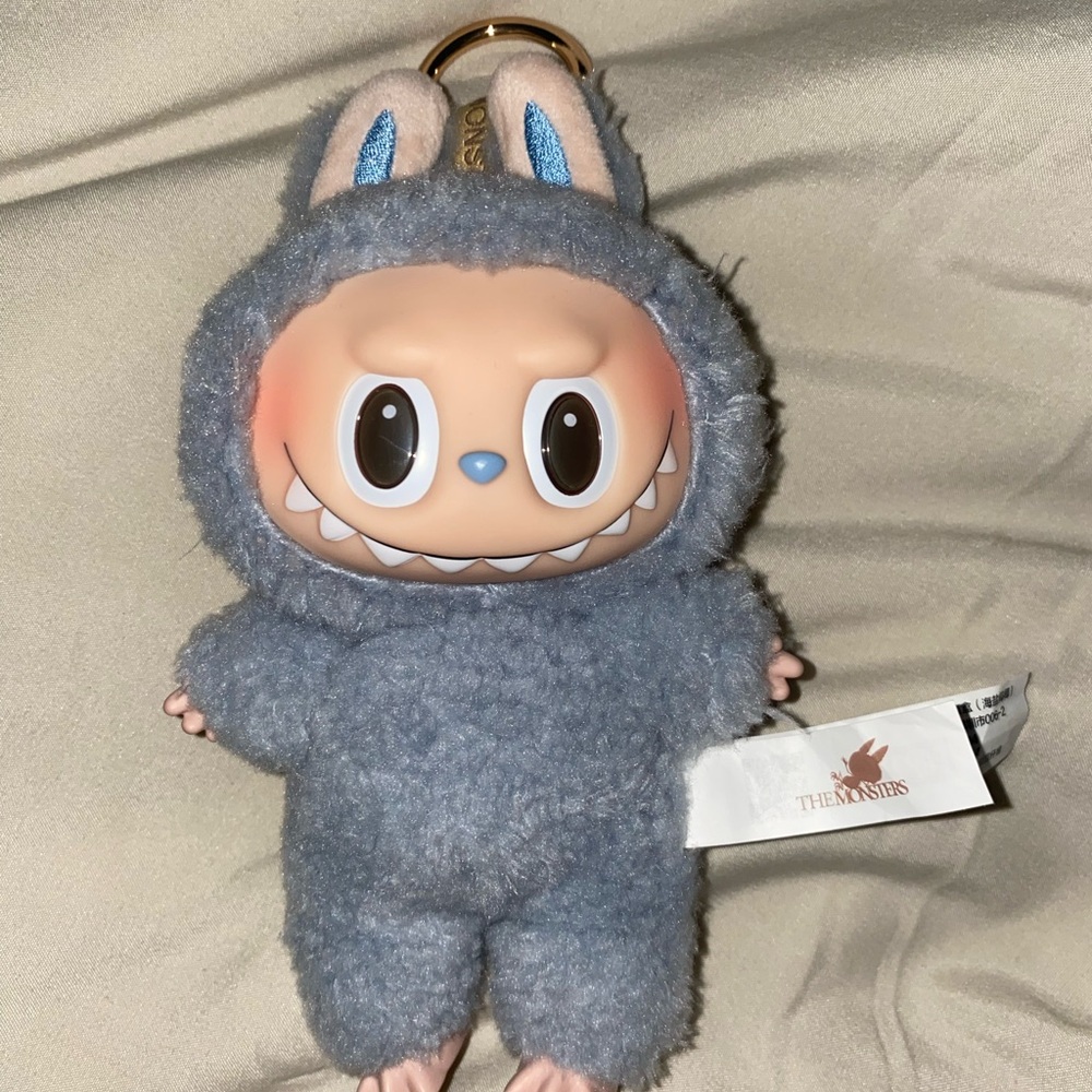 Authentic Exiting Macaron Labubu - image 1